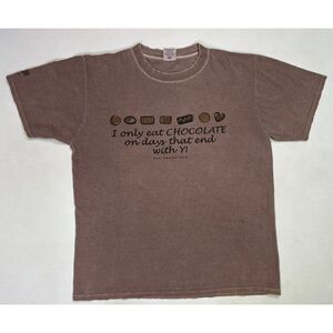 Crazy Shirts Only Eat Chocolate On Days That End With Y T-shirt Women Medium
